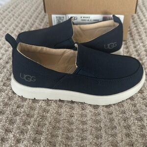 Brand new Ugg Australia Kids Wake Canvas Sneaker!